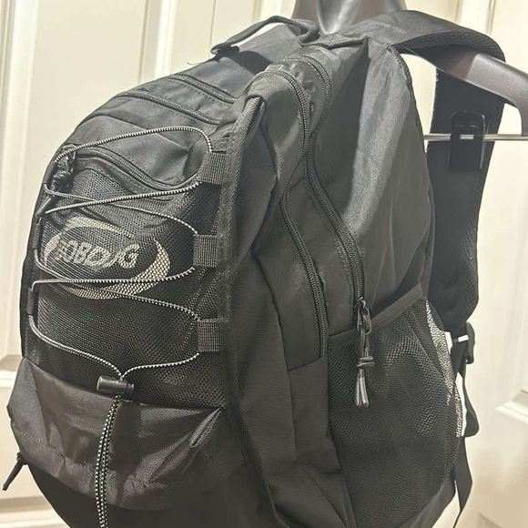 Brand New Medium Capcity Black Backpack (23.9L) - Picture 1 of 5